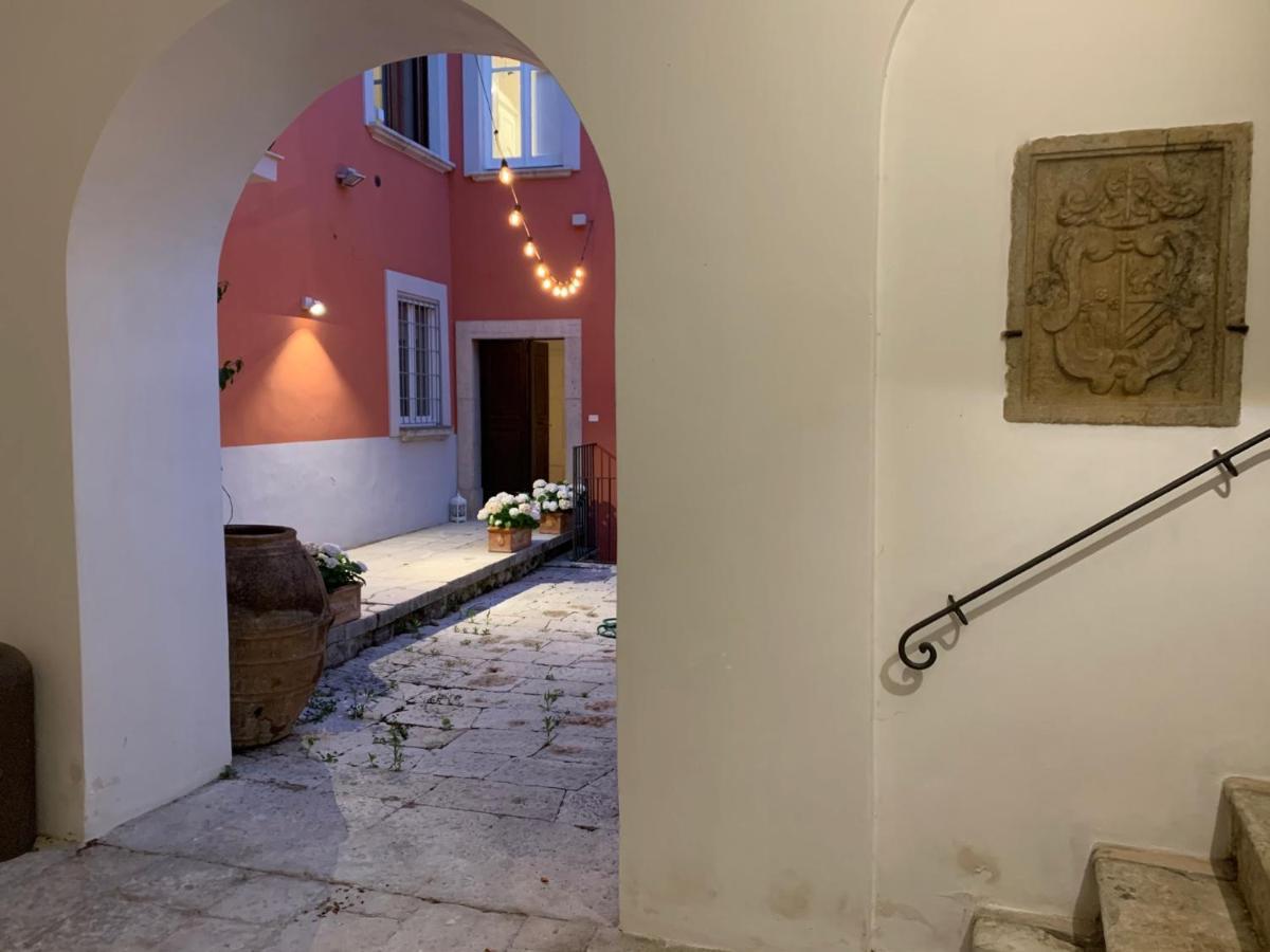 Palazzo Gentilizio De Maffutiis Hotel Auletta Екстериор снимка
