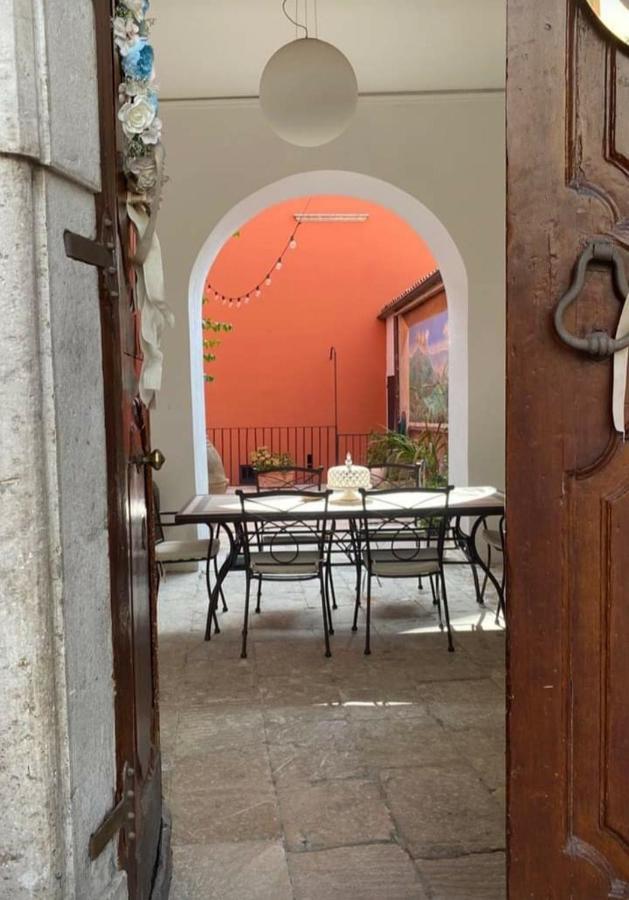 Palazzo Gentilizio De Maffutiis Hotel Auletta Екстериор снимка