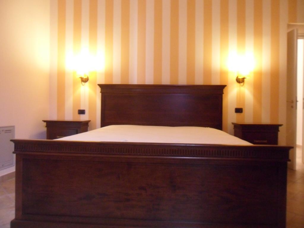 Palazzo Gentilizio De Maffutiis Hotel Auletta Екстериор снимка